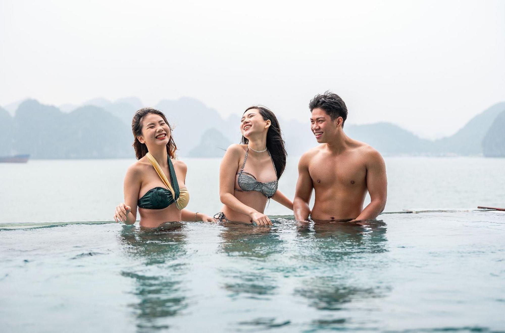 Quynh Yen Hotel Ha Long Exterior foto